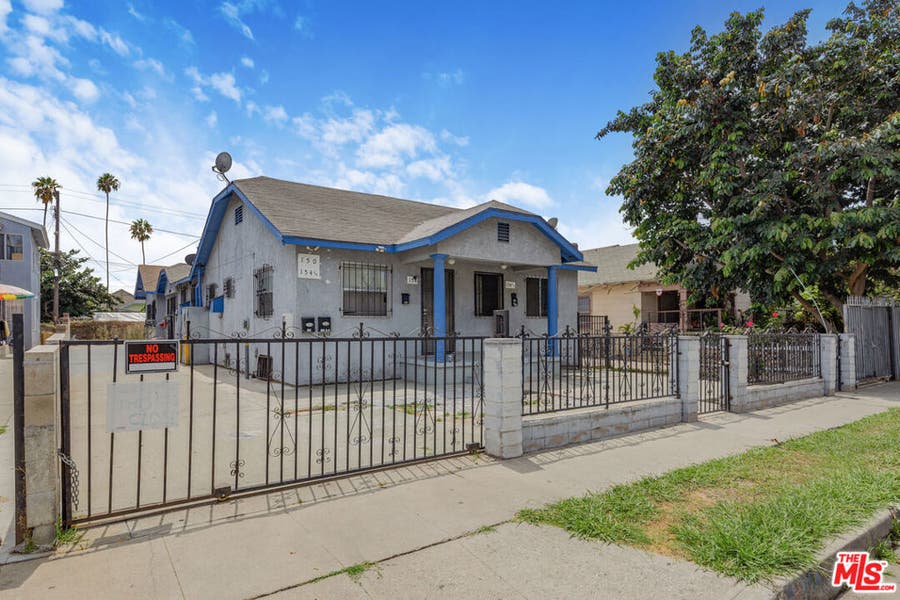 Property photo for 150 W 76th Street, Los Angeles, CA