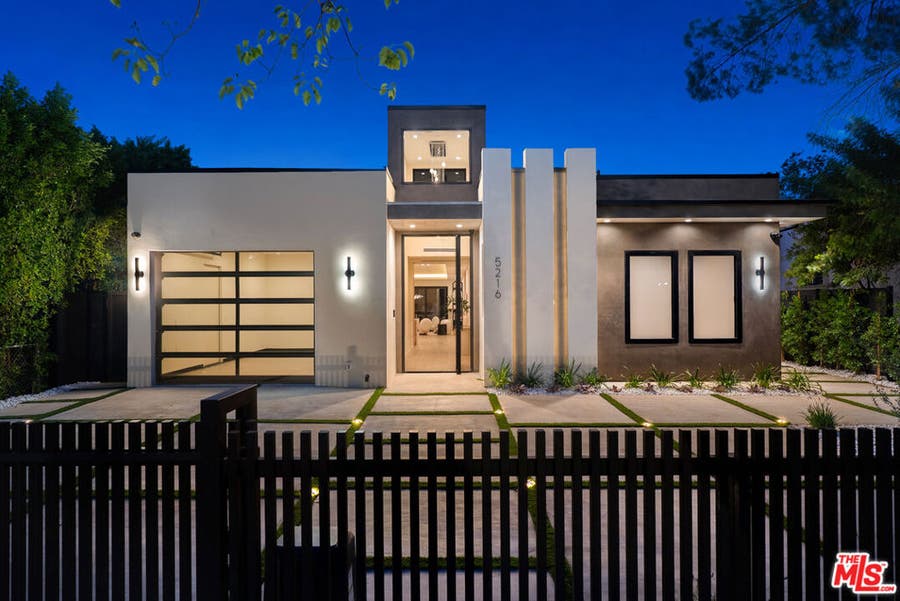 Property photo for 5216 Etiwanda Avenue, Tarzana, CA