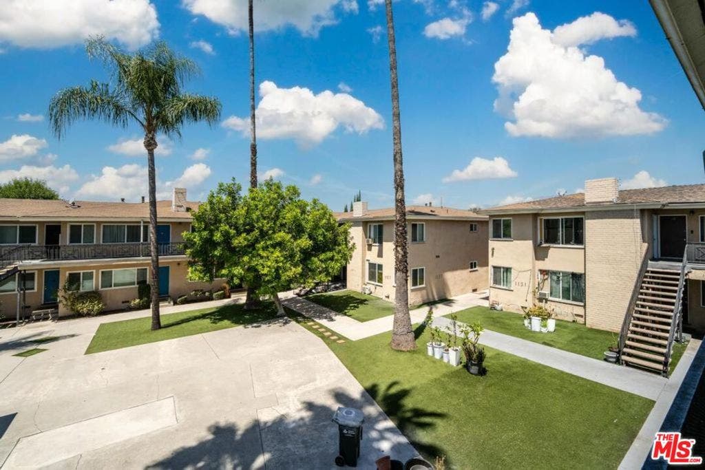 1127 E Garvey Avenue, West Covina, CA 91790 1127 E Garvey Avenue, West Covina, CA 91790