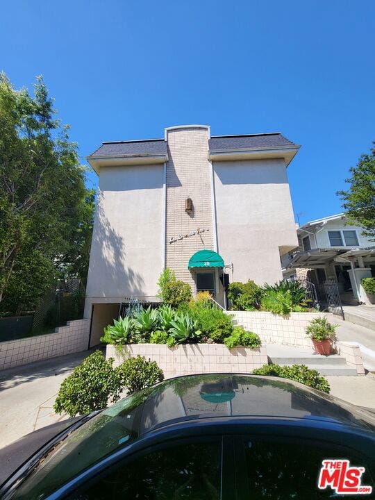 Property photo for 311 S Norton Avenue, #102, Los Angeles, CA