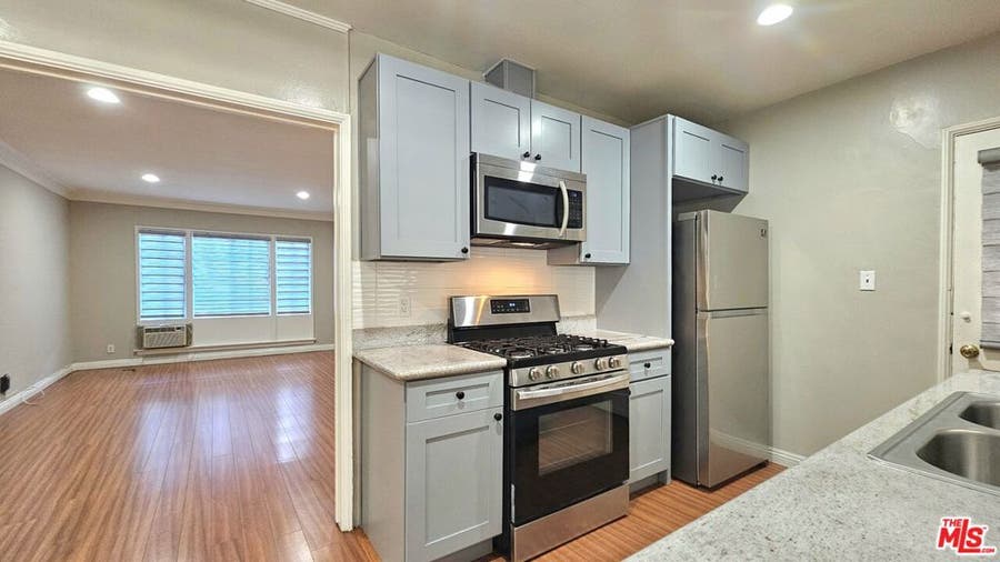 Property photo for 1020 S Norton Avenue, #B, Los Angeles, CA