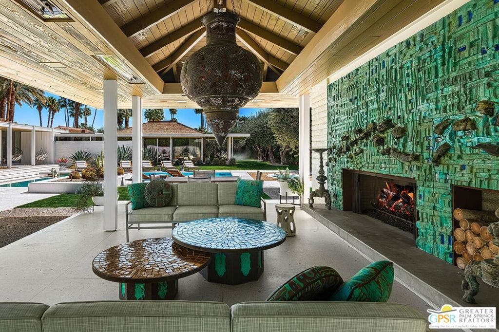 611 N Phillips Road, Palm Springs, CA 92262