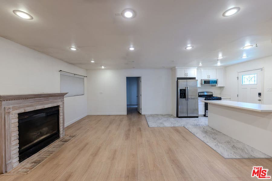 Property photo for 837 Sunset Avenue, Venice, CA