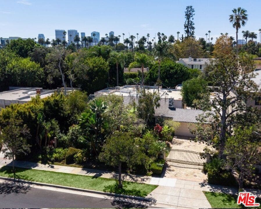 Property photo for 521 N Rexford Drive, Beverly Hills, CA