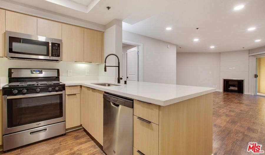 Property photo for 7660 Beverly Boulevard, #115, Los Angeles, CA