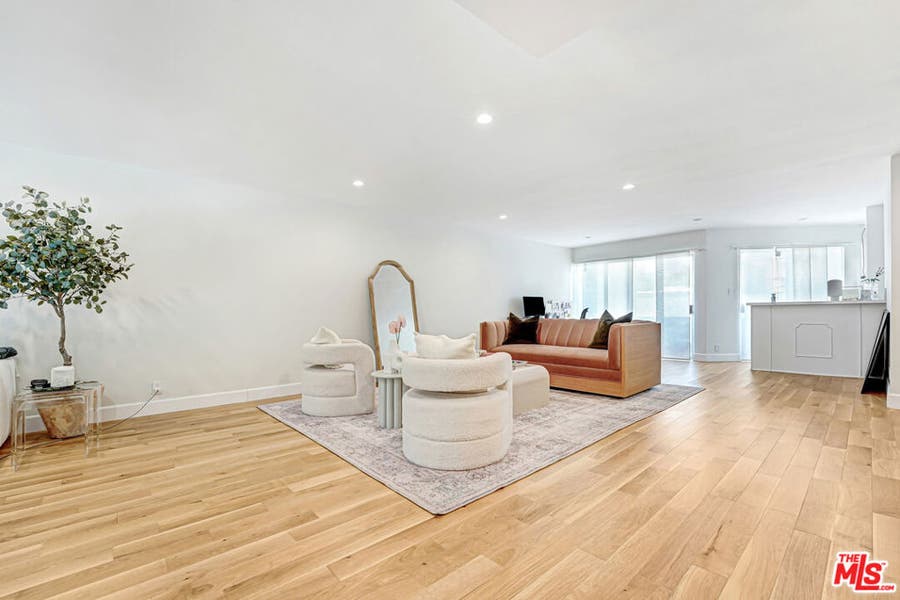 Property photo for 339 N Oakhurst Drive, #304, Beverly Hills, CA