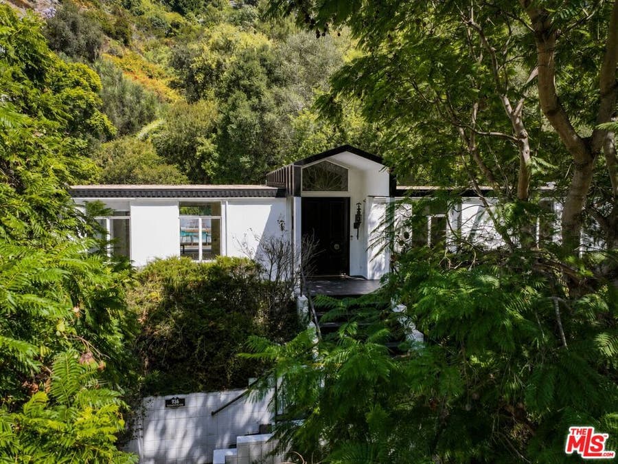 Property photo for 936 Chantilly Road, Los Angeles, CA