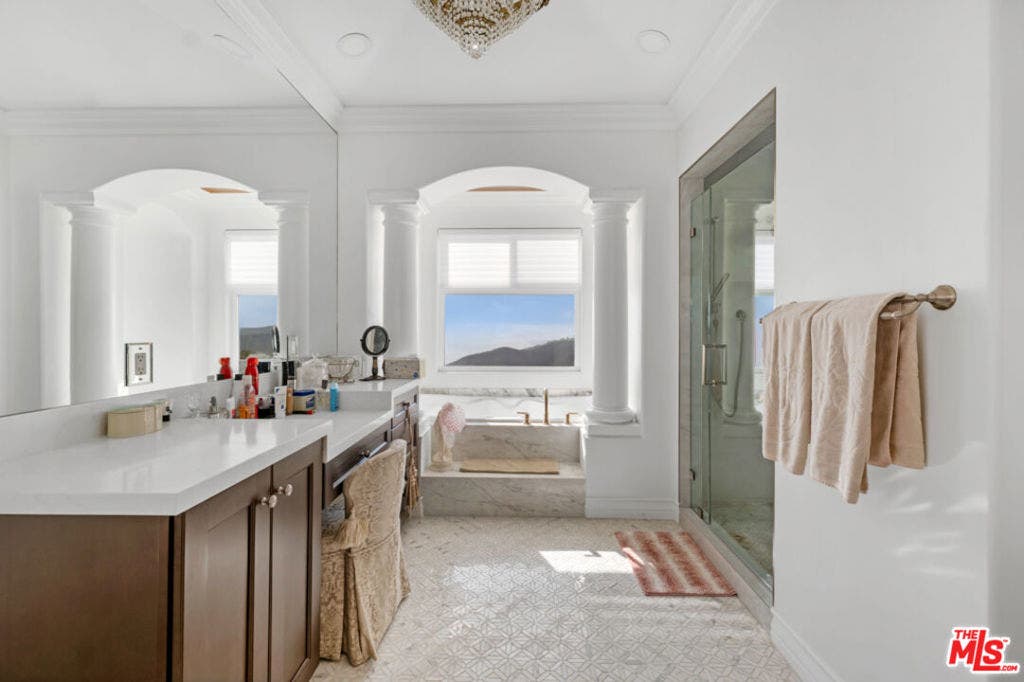 8 Saint Tropez, Laguna Niguel, CA 92677 8 Saint Tropez, Laguna Niguel, CA 92677