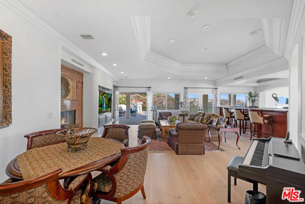 8 Saint Tropez, Laguna Niguel, CA 92677 8 Saint Tropez, Laguna Niguel, CA 92677