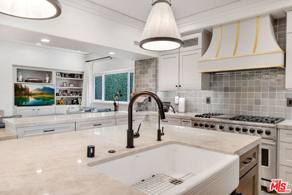 8 Saint Tropez, Laguna Niguel, CA 92677 8 Saint Tropez, Laguna Niguel, CA 92677