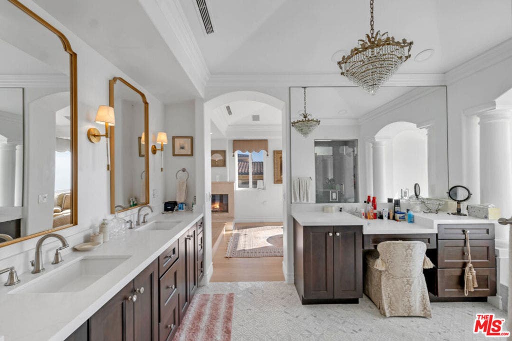 8 Saint Tropez, Laguna Niguel, CA 92677 8 Saint Tropez, Laguna Niguel, CA 92677