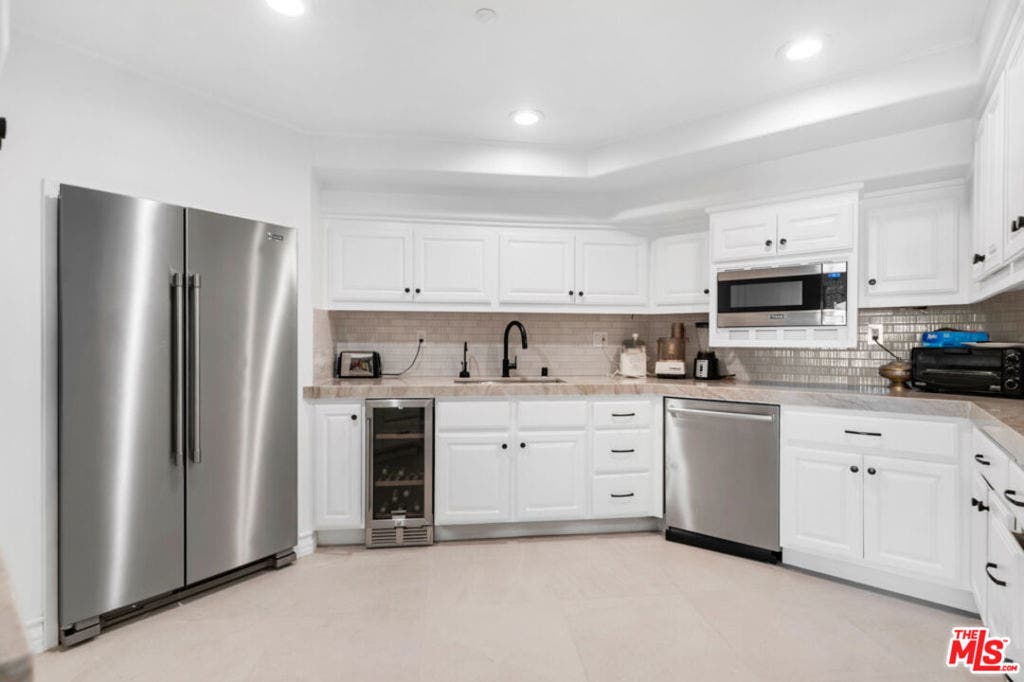 8 Saint Tropez, Laguna Niguel, CA 92677 8 Saint Tropez, Laguna Niguel, CA 92677