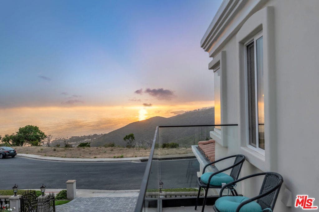 8 Saint Tropez, Laguna Niguel, CA 92677 8 Saint Tropez, Laguna Niguel, CA 92677