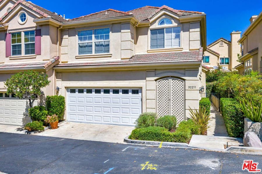 Property photo for 32211 Shoreview Drive, Westlake Village, CA