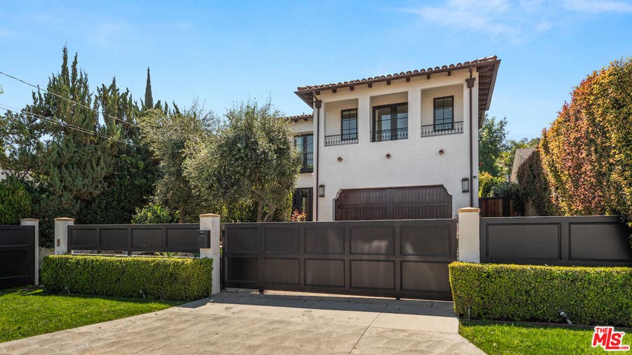 Property photo for 14806 Sutton Street, Sherman Oaks, CA