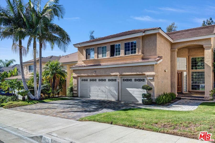 Property photo for 6941 E Pinnacle Pointe, Orange, CA