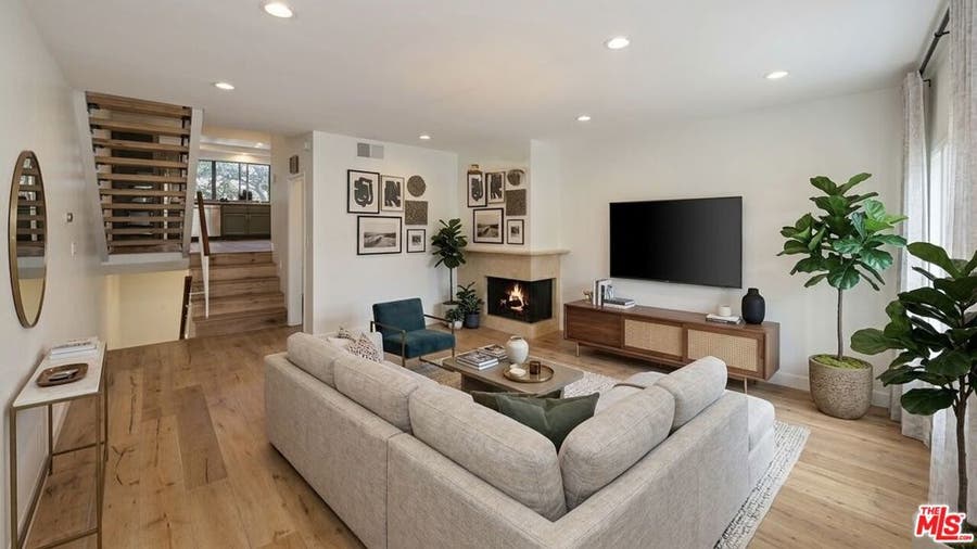 Property photo for 407 S Spalding Drive, #5, Beverly Hills, CA
