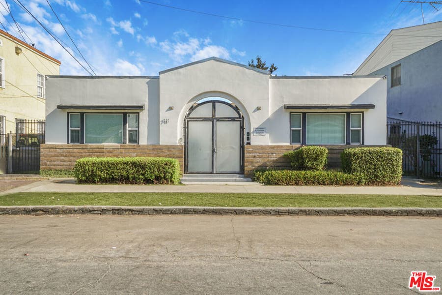 Property photo for 711 E 6th Street, Long Beach, CA