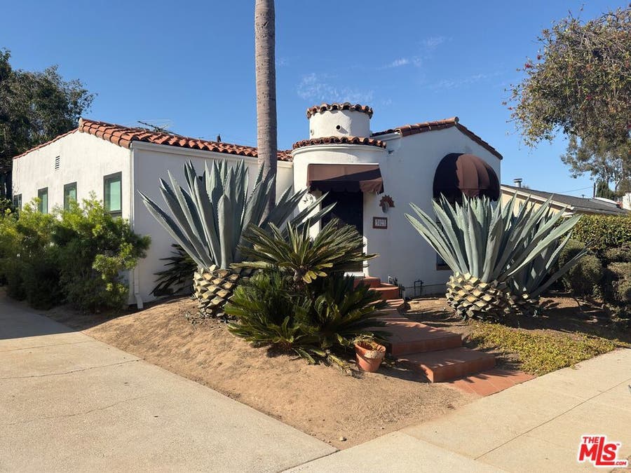 Property photo for 3023 Urban Avenue, Santa Monica, CA
