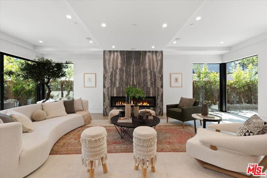 Property photo for 3848 Vantage Avenue, Los Angeles, CA