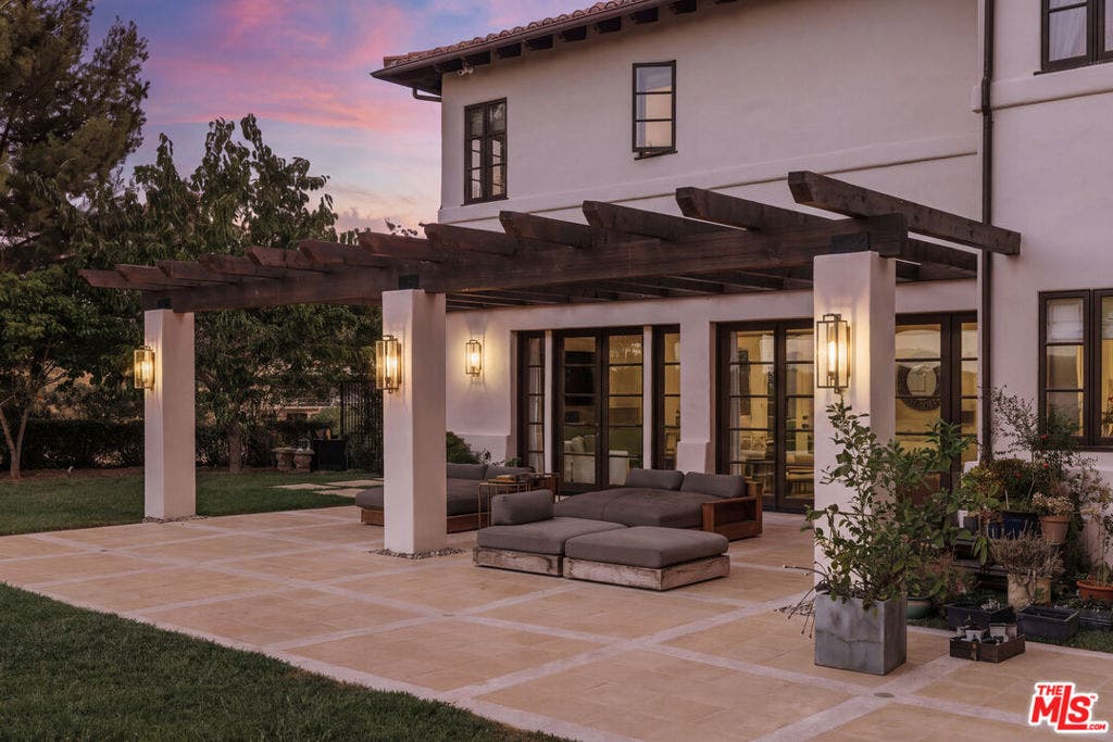 2481 Summitridge Drive, Beverly Hills, CA 90210 2481 Summitridge Drive, Beverly Hills, CA 90210