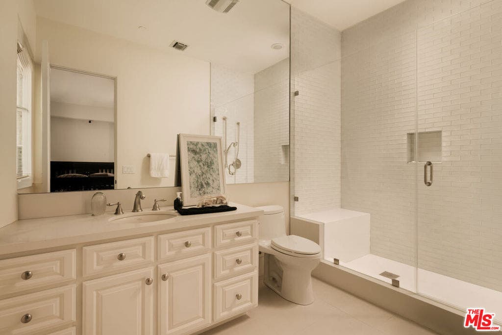 2481 Summitridge Drive, Beverly Hills, CA 90210 2481 Summitridge Drive, Beverly Hills, CA 90210