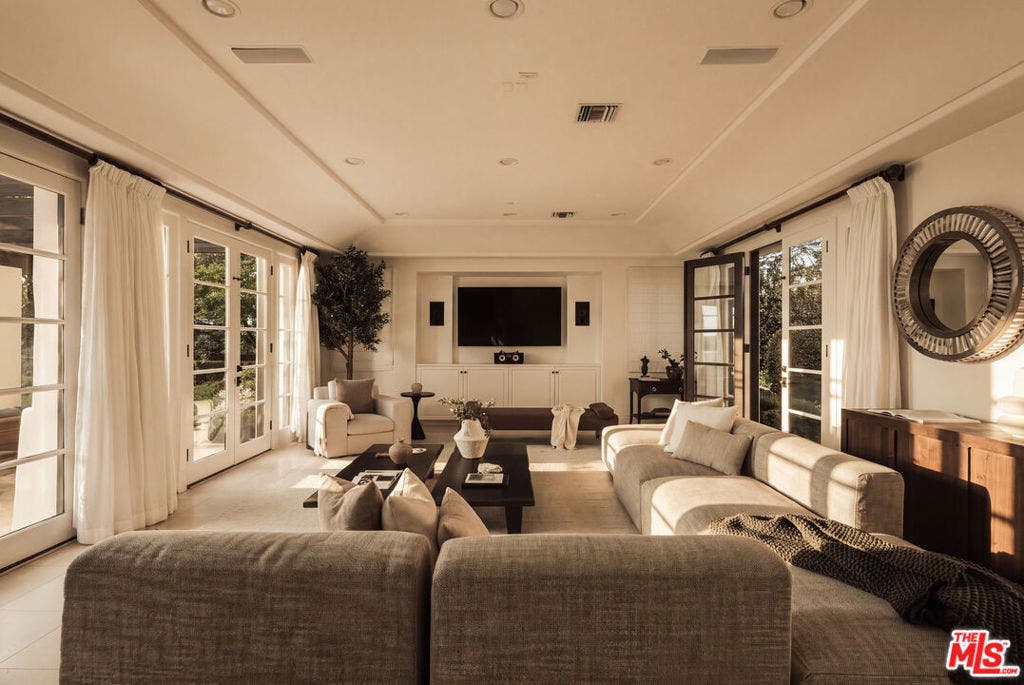 2481 Summitridge Drive, Beverly Hills, CA 90210 2481 Summitridge Drive, Beverly Hills, CA 90210