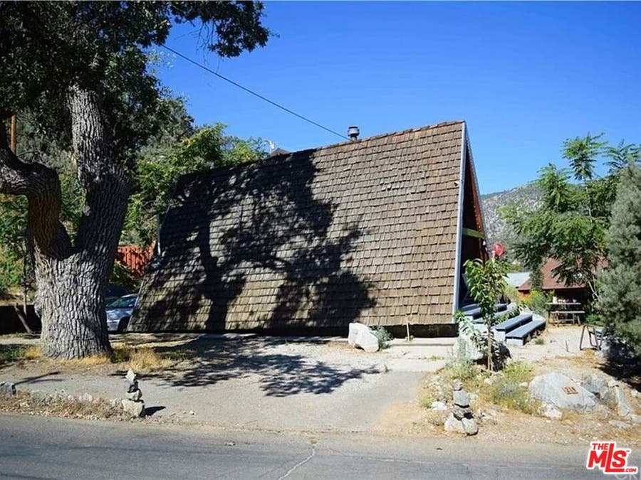 Property photo for 219 Pine Canyon Drive, Frazier Park, CA