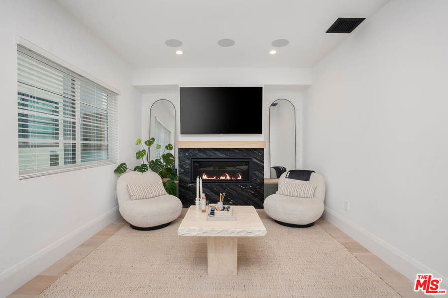 Property photo for 107 S Flores Street, #1/4, Los Angeles, CA