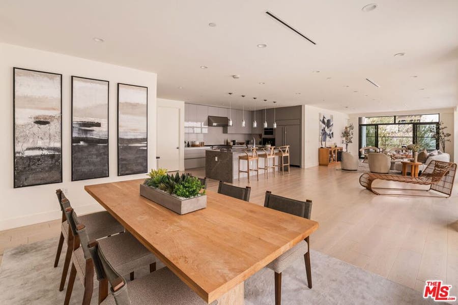 Property photo for 425 N Palm Drive, #402, Beverly Hills, CA