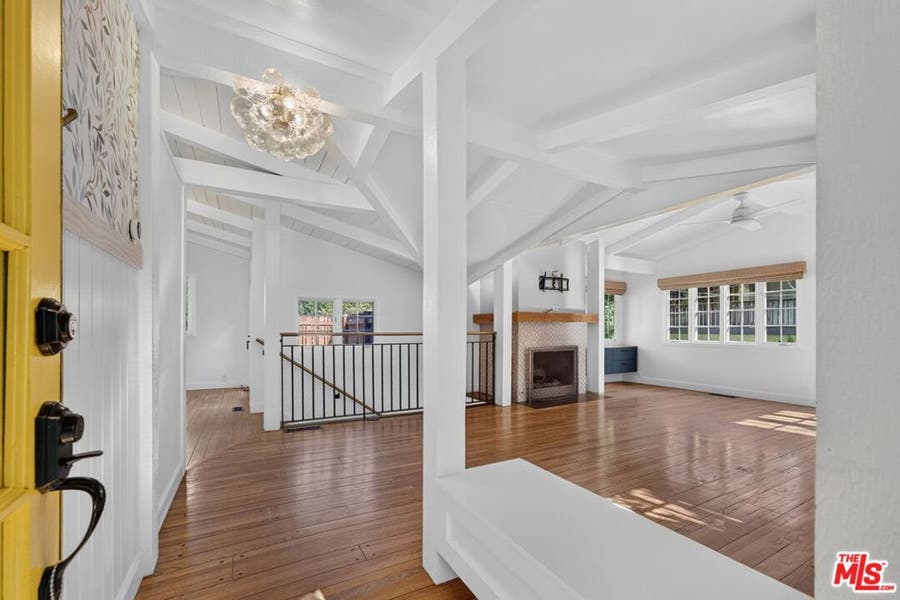 Property photo for 10421 Hebron Lane, Los Angeles, CA