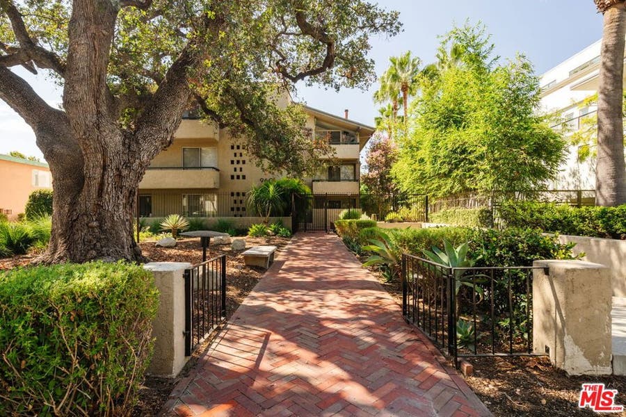 Property photo for 960 San Pasqual Street, #203, Pasadena, CA