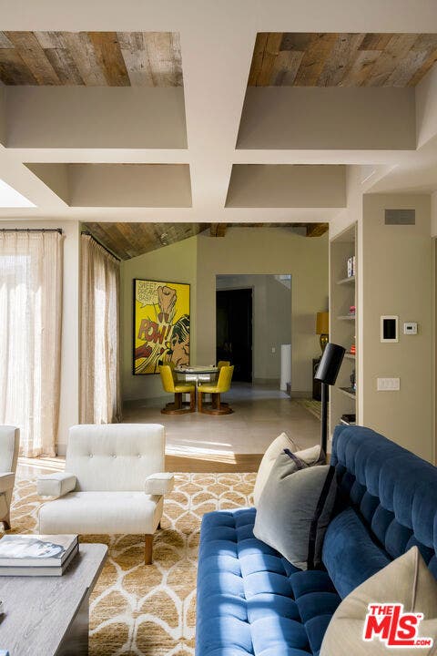 9910 Tower Lane, Los Angeles, CA 90210 9910 Tower Lane, Los Angeles, CA 90210
