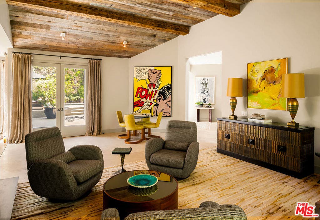 9910 Tower Lane, Los Angeles, CA 90210 9910 Tower Lane, Los Angeles, CA 90210
