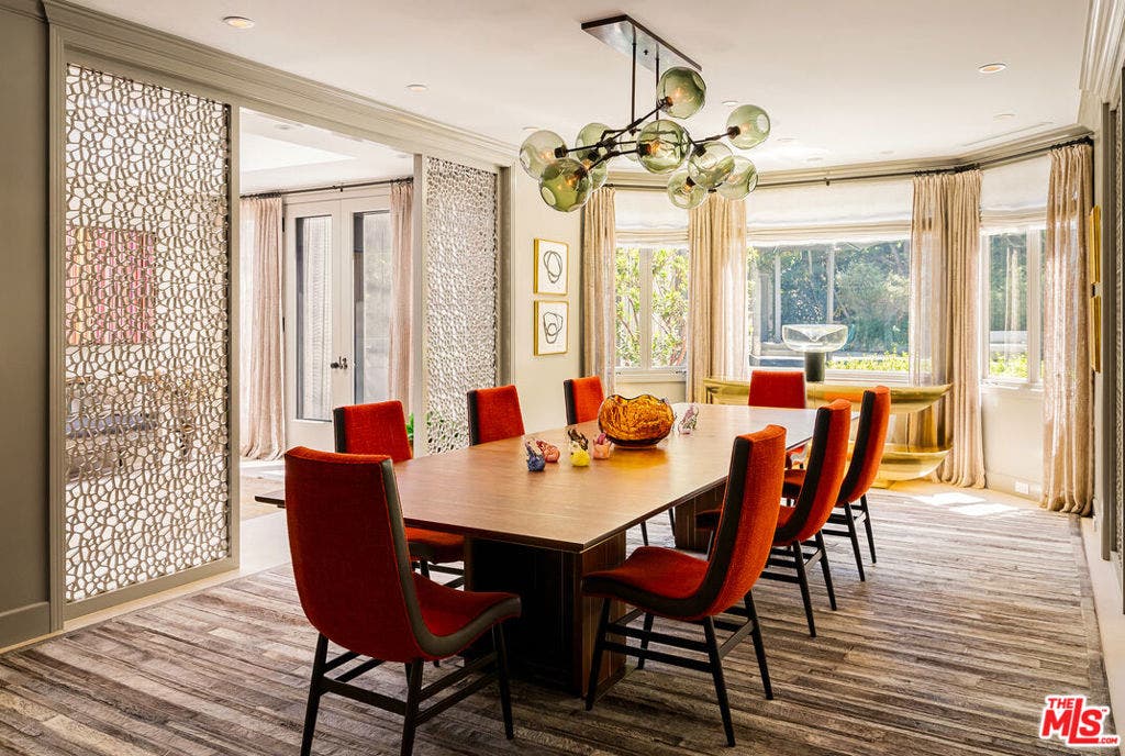 9910 Tower Lane, Los Angeles, CA 90210 9910 Tower Lane, Los Angeles, CA 90210