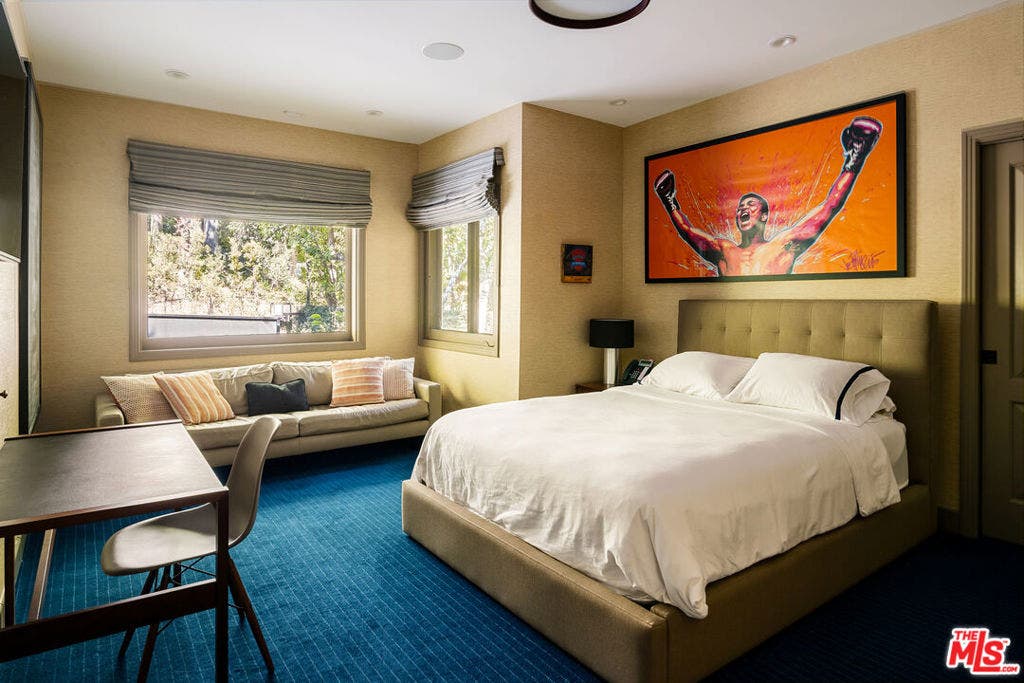 9910 Tower Lane, Los Angeles, CA 90210 9910 Tower Lane, Los Angeles, CA 90210