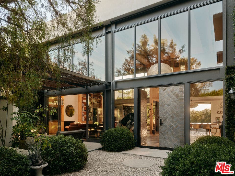 621 N Bonhill Road, Los Angeles, CA 90049 621 N Bonhill Road, Los Angeles, CA 90049