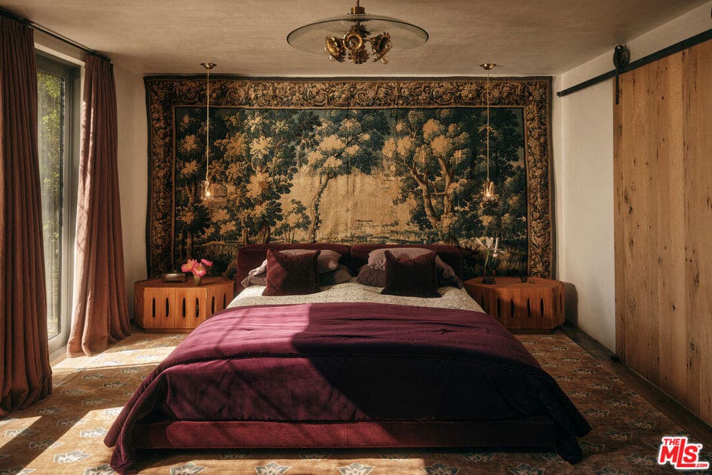 621 N Bonhill Road, Los Angeles, CA 90049 621 N Bonhill Road, Los Angeles, CA 90049