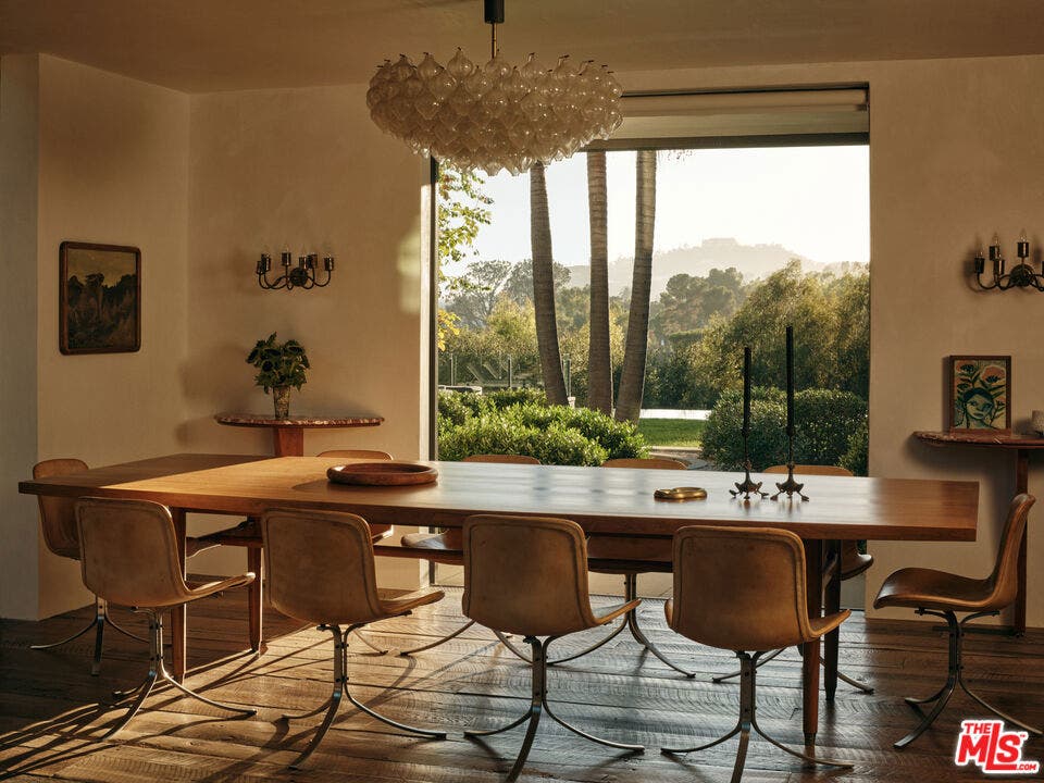 621 N Bonhill Road, Los Angeles, CA 90049 621 N Bonhill Road, Los Angeles, CA 90049
