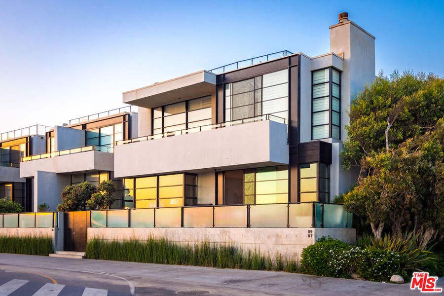 Property photo for 117 Ocean Front Walk, Santa Monica, CA
