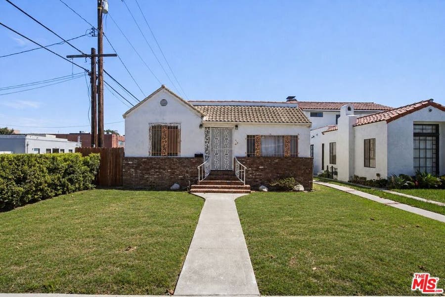 Property photo for 418 S La Peer Drive, Beverly Hills, CA