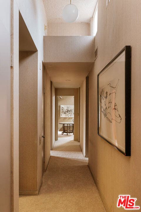 1058 N Hillcrest Road, Beverly Hills, CA 90210