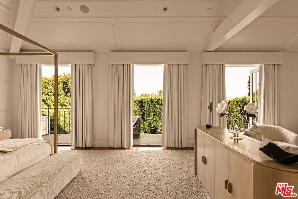 1232 Corsica Drive, Pacific Palisades, CA 90272