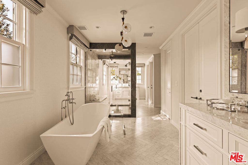 1232 Corsica Drive, Pacific Palisades, CA 90272