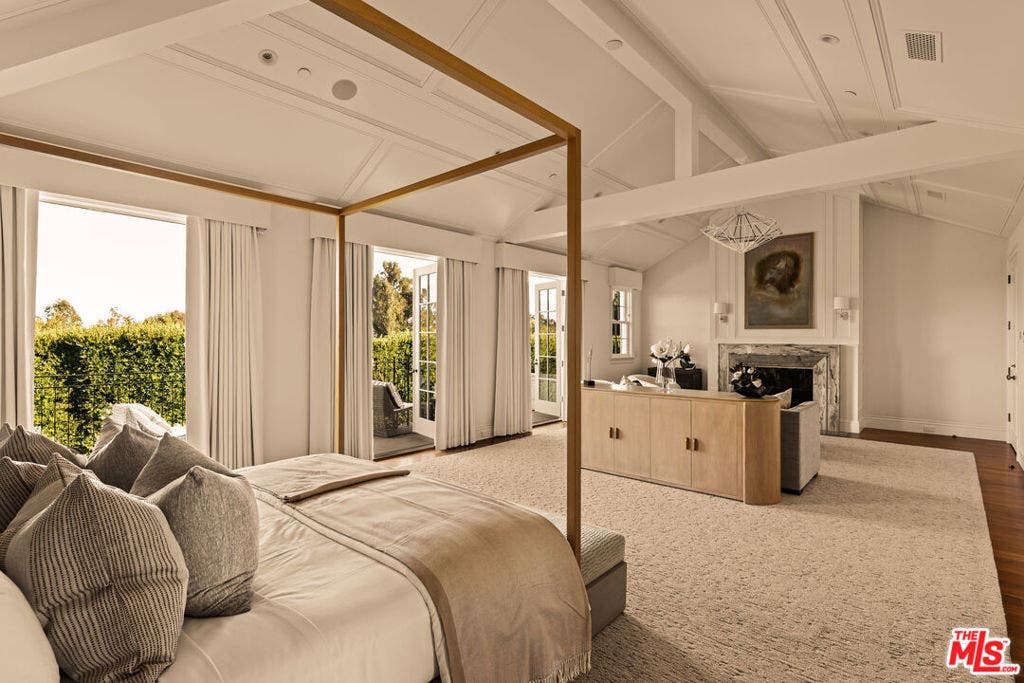 1232 Corsica Drive, Pacific Palisades, CA 90272