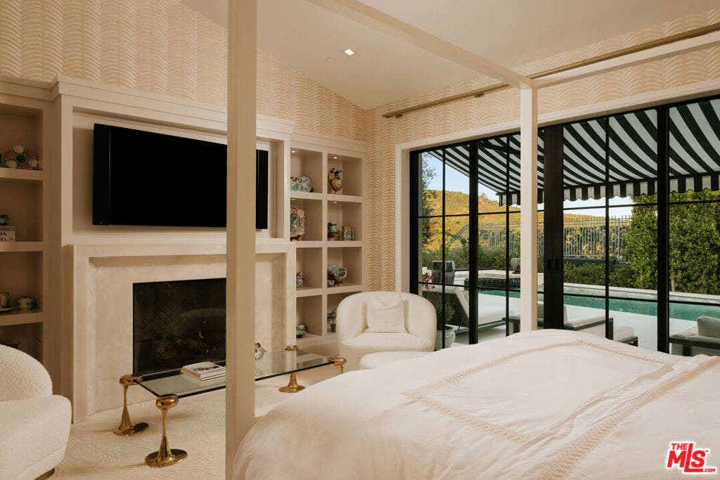 1445 Via Cresta, Pacific Palisades, CA 90272 1445 Via Cresta, Pacific Palisades, CA 90272