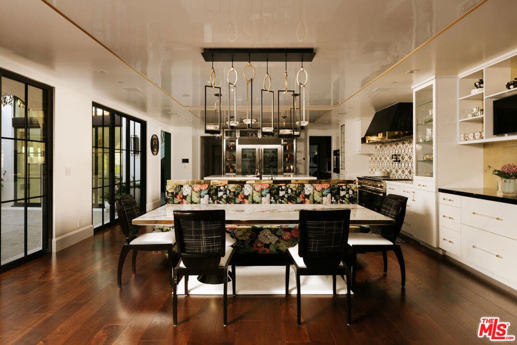1445 Via Cresta, Pacific Palisades, CA 90272 1445 Via Cresta, Pacific Palisades, CA 90272