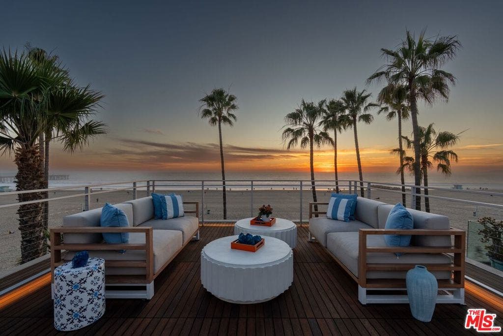 2505 Ocean Front Walk, Venice, CA 90291 Rooftop sunset