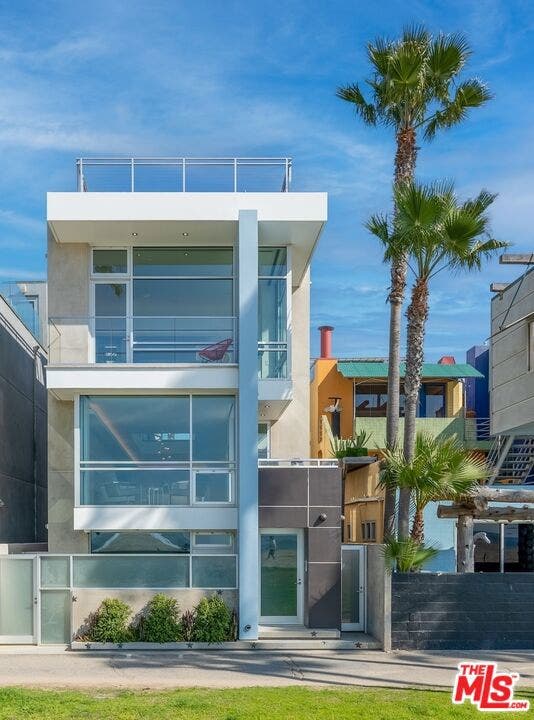 2505 Ocean Front Walk, Venice, CA 90291 2505 Ocean Front Walk, Venice, CA 90291