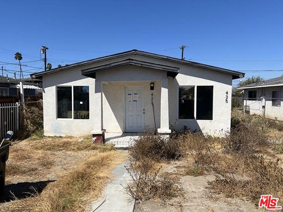 Property photo for 433 W 94th Street, Los Angeles, CA